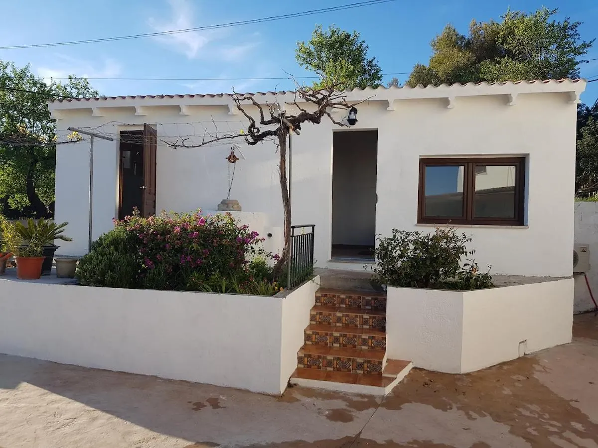 بيت للعطل Villa With Garden, Pool And Views, Remote-Working كامبانيت