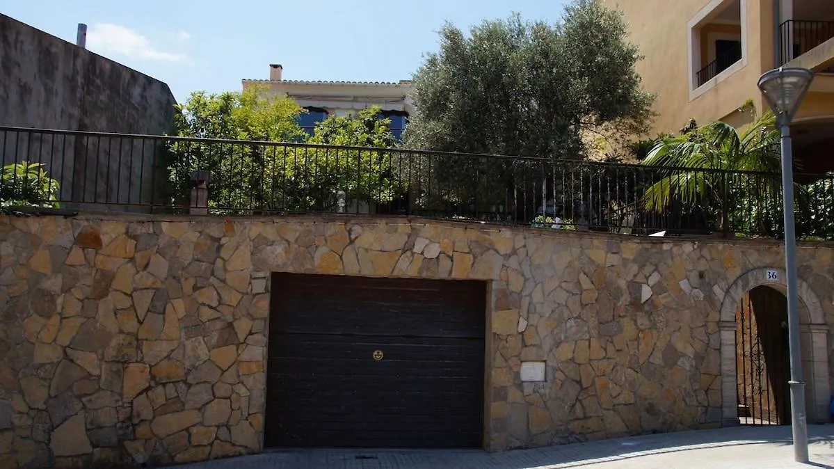 بيت للعطل Villa With Garden, Pool And Views, Remote-Working كامبانيت